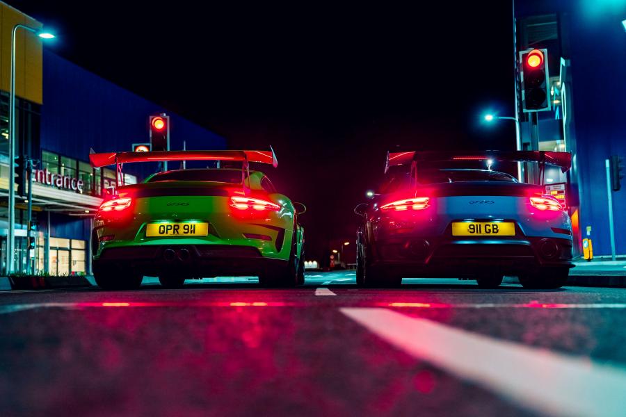  Porsche 911 GT3 RS (991) 2018 года  (UK) (фото 27 из 39)